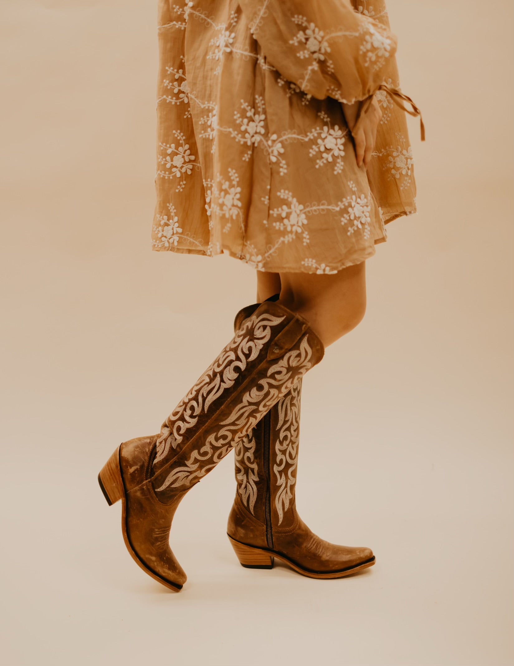 The Casen Embroidered Boot