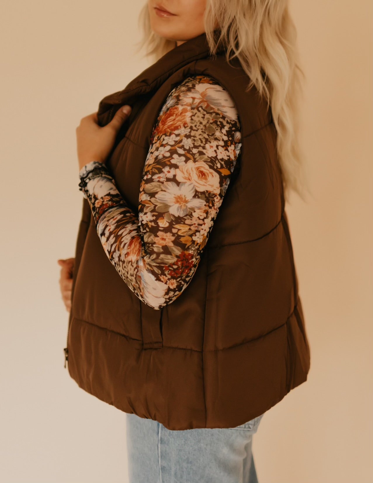 The Memphis Puffer Vest - Brown