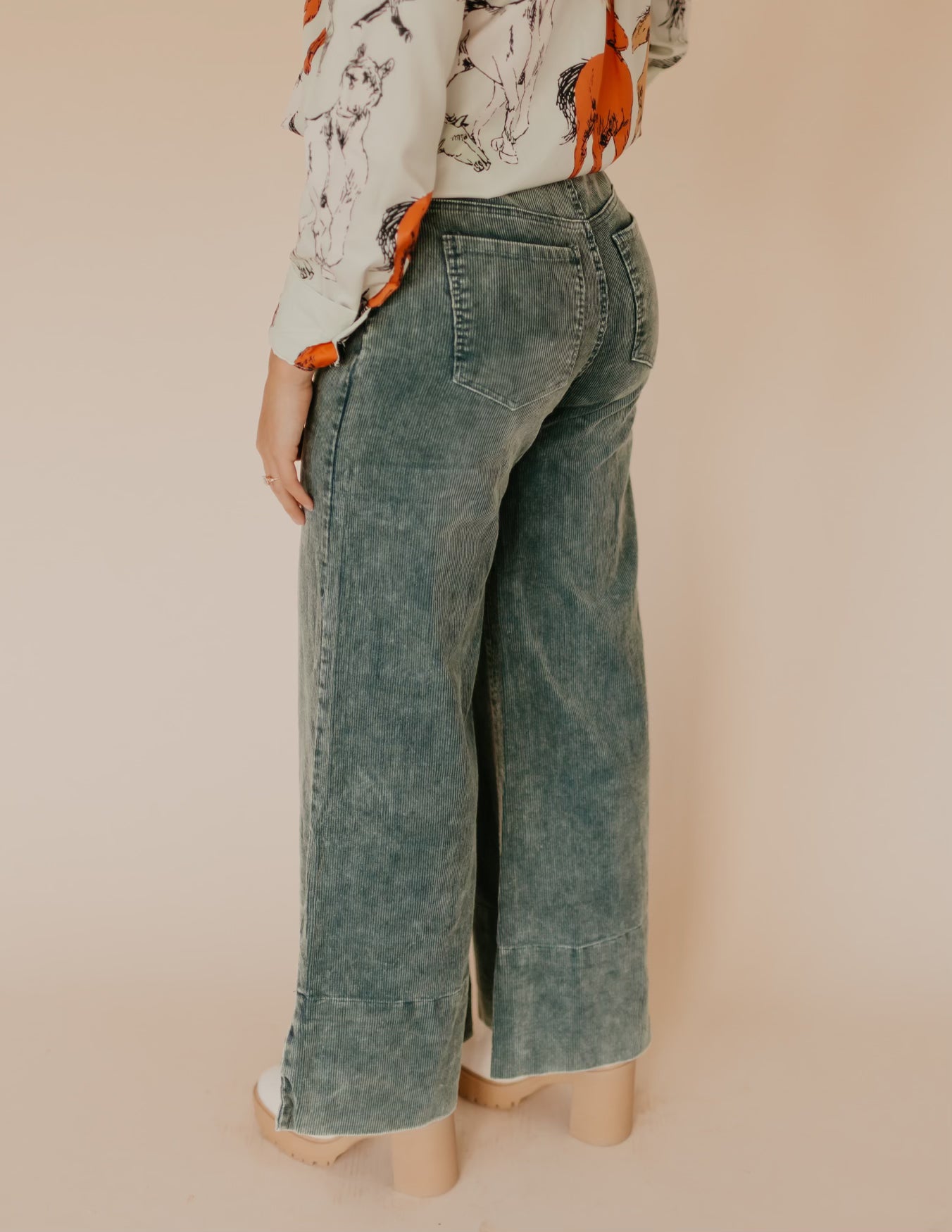 The Dorado Corduroy Pant - Teal Green