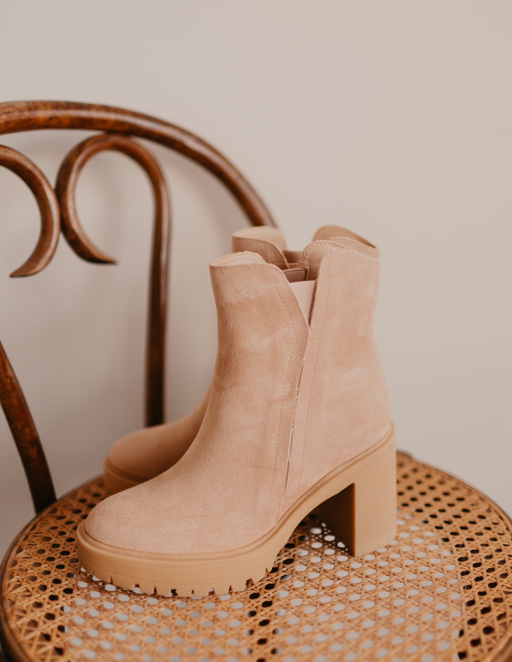 The Abby Boot {multiple colors}