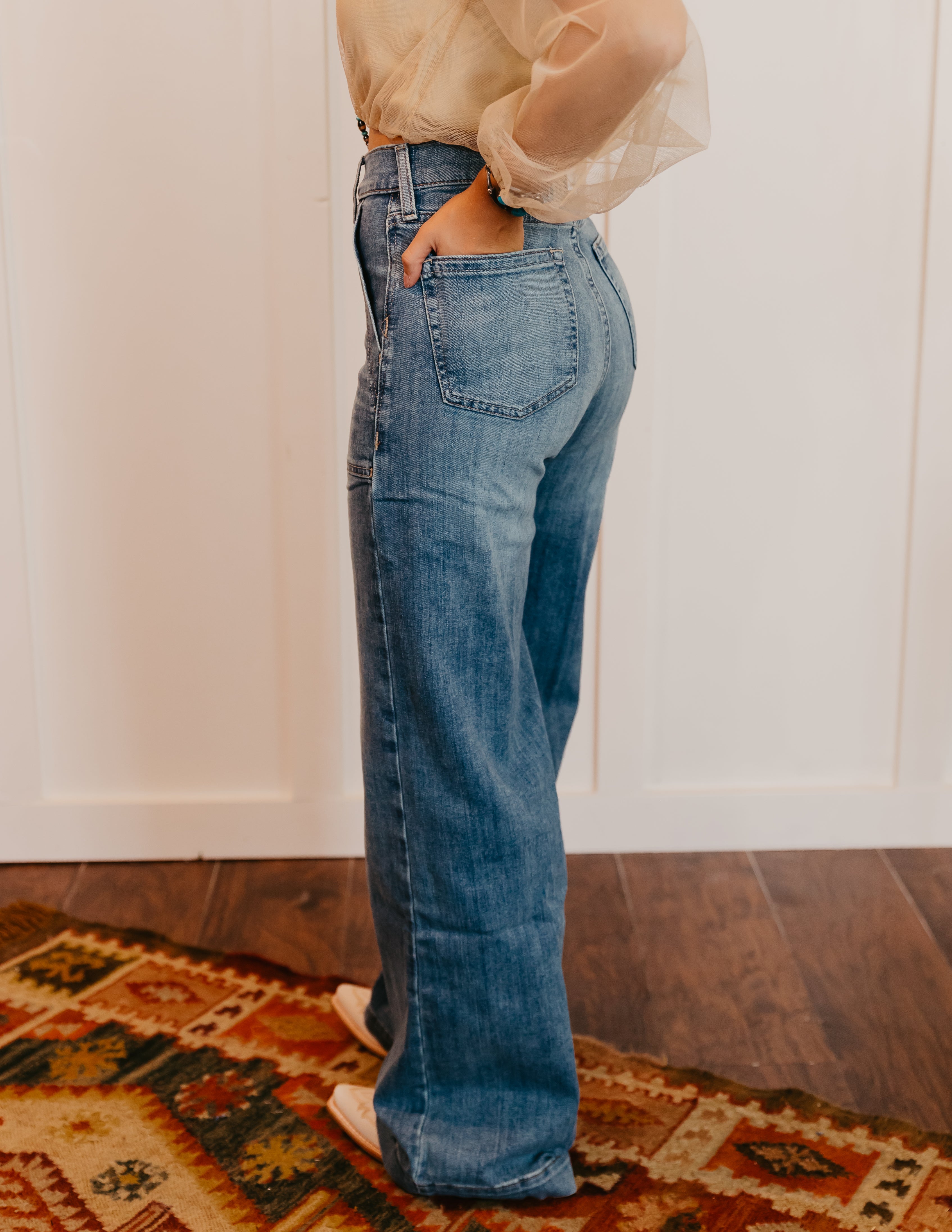 Ariat Women's Lucy Wide Leg Trouser Jeans